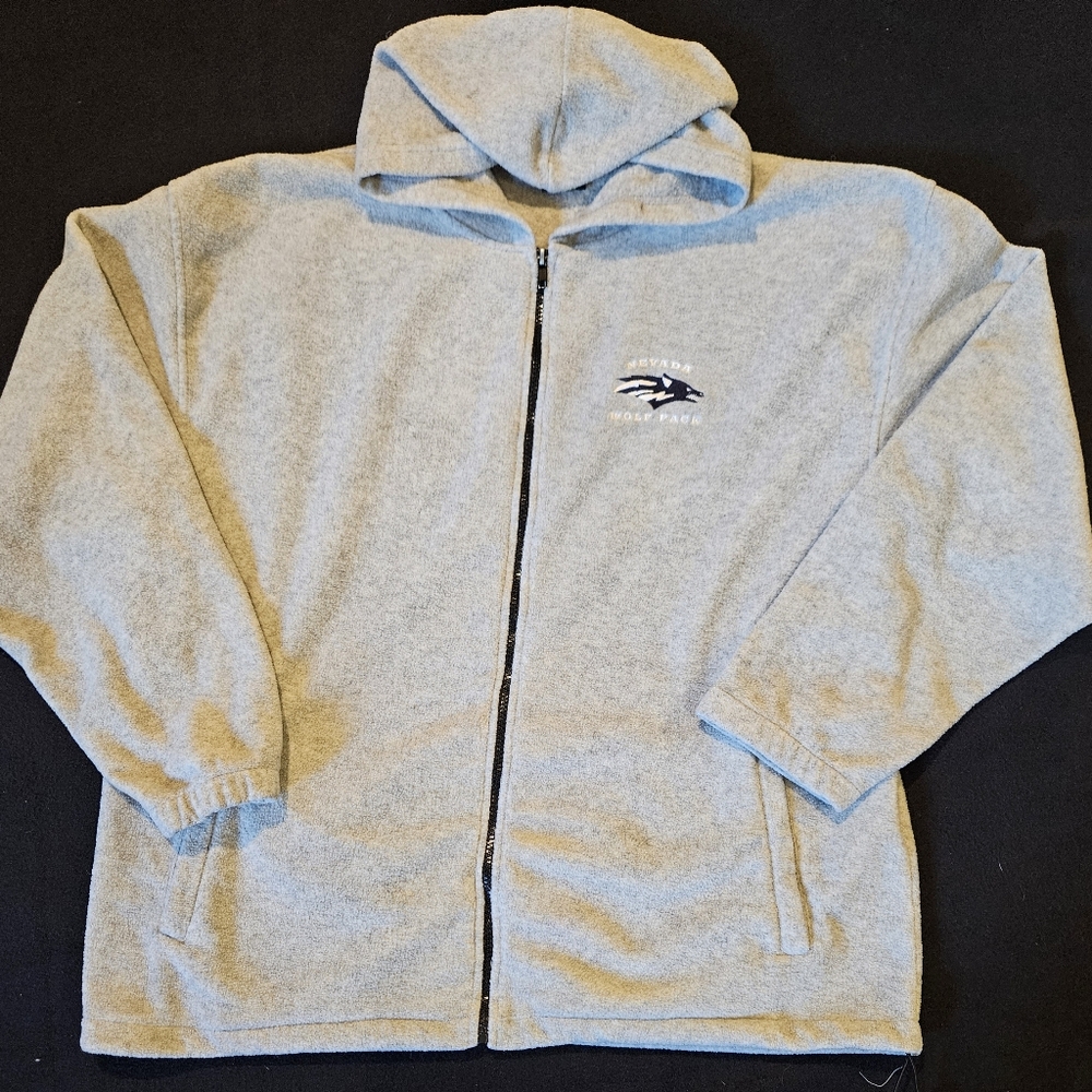 Nevada Wolfpack Mens 2XL Full Zipper Embroidered Jacket‎